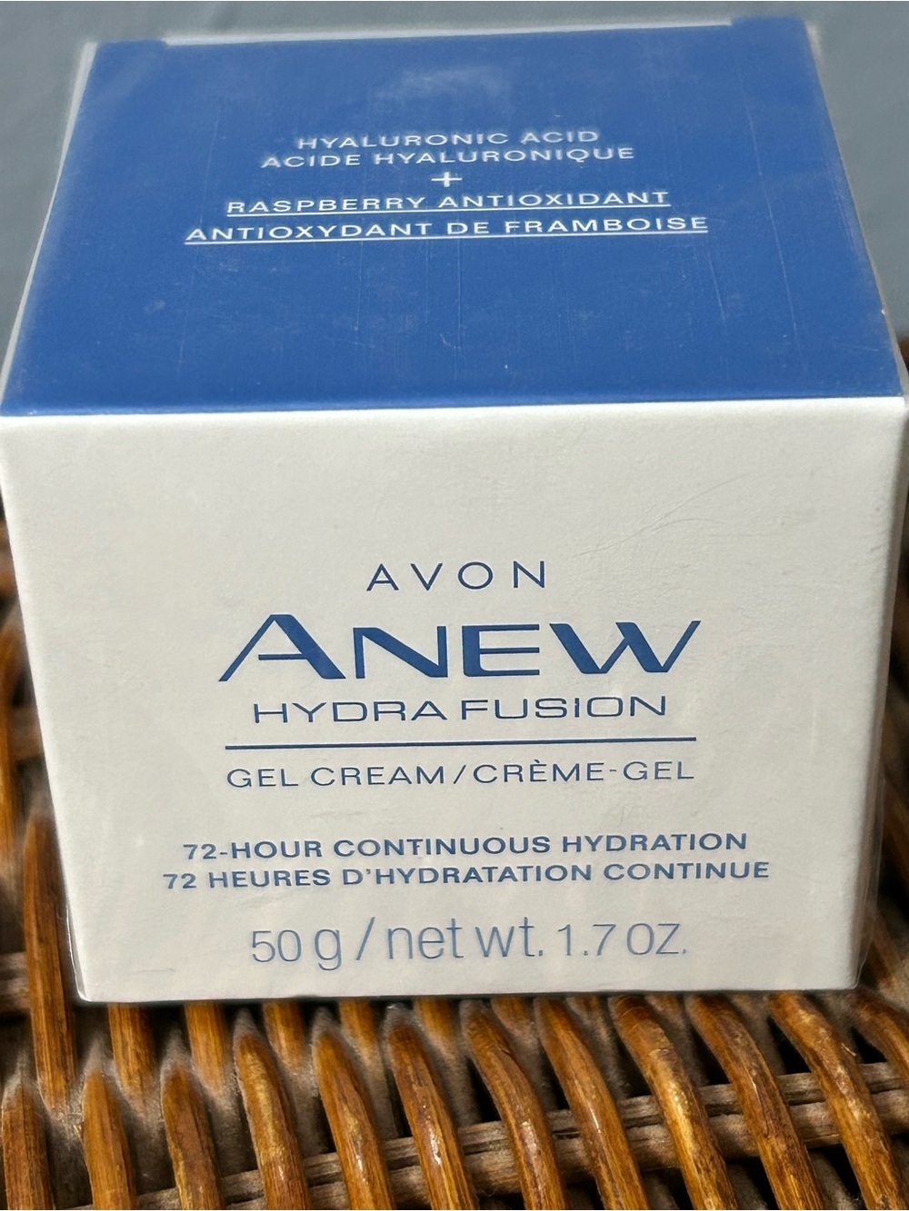 Avon Anew Hydra Fusion Gel Cream - Blue and White
